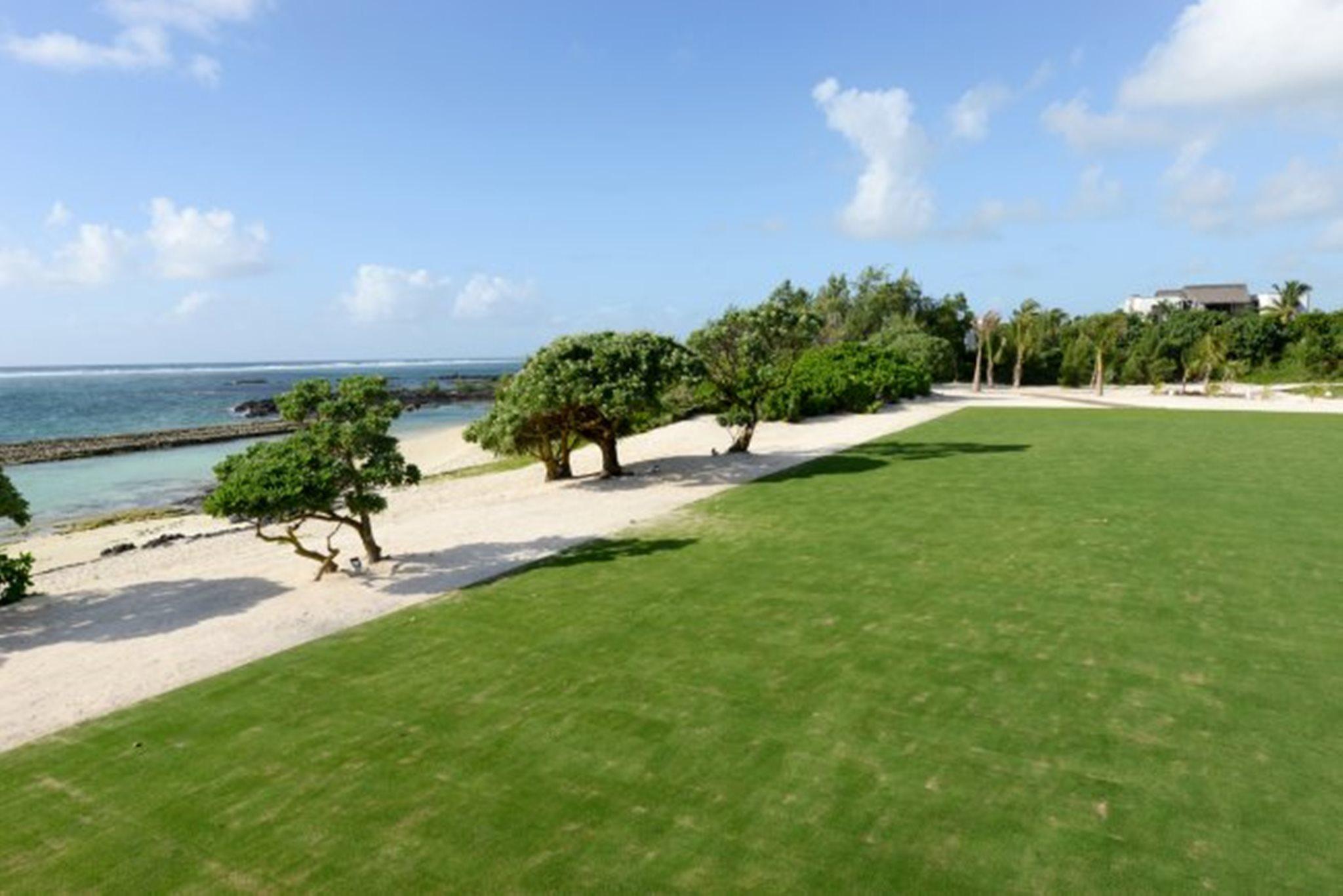 Long Beach A Sunlife Belle Mare Exterior foto